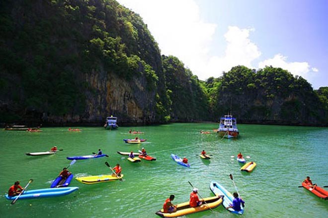 Phang Nga Sea Canoe Big Boat