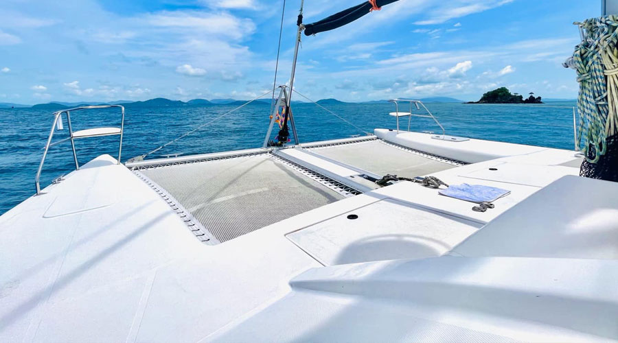 Private Catamaran to Coral Island